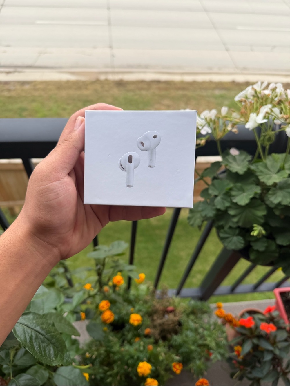 Apple AirPods Pro 3 brand new